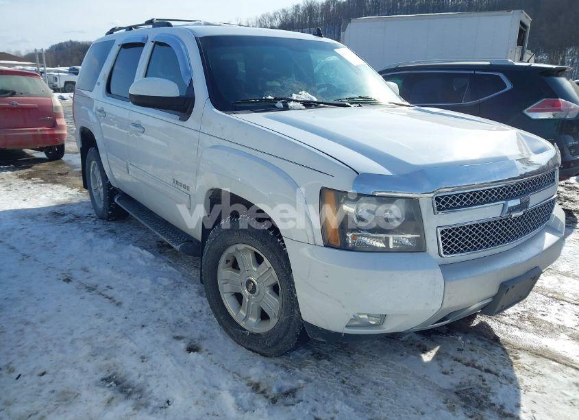 2011 Chevrolet Tahoe LT (VIN 1GNSKBE03BR382490) main photo