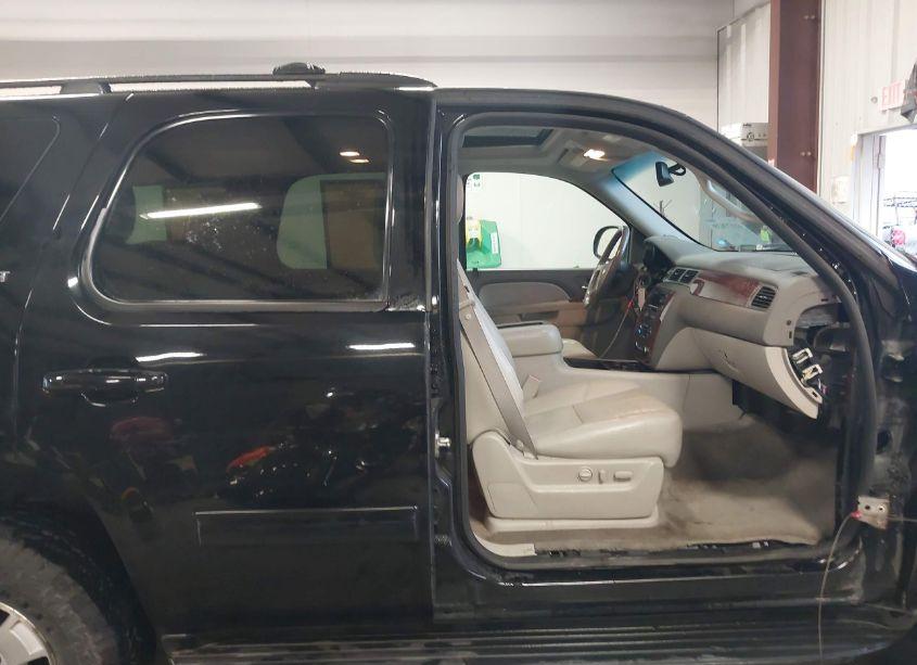 Photo 14 of 2012 Chevrolet Tahoe LT (VIN 1GNSKBE03CR149775)