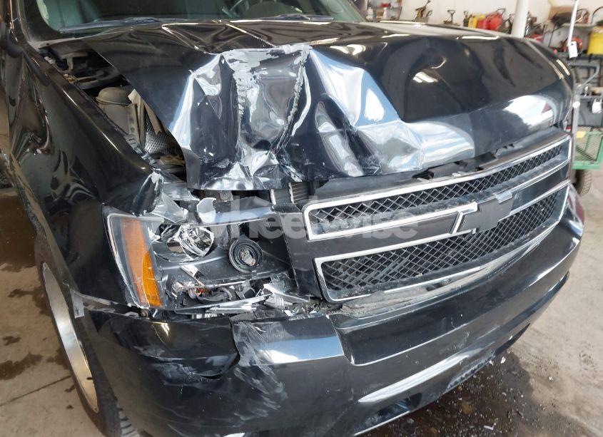 Photo 6 of 2012 Chevrolet Tahoe LT (VIN 1GNSKBE03CR241968)