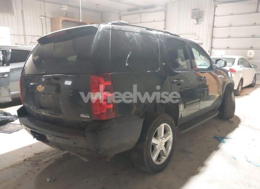 Photo 4 of 2012 Chevrolet Tahoe LT (VIN 1GNSKBE04CR237542)