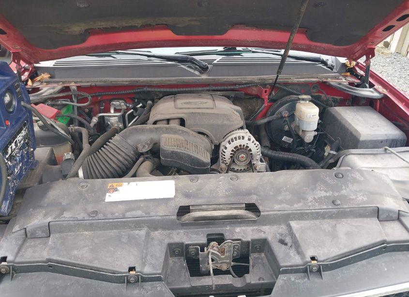 Photo 10 of 2013 Chevrolet Tahoe LT (VIN 1GNSKBE04DR174606)