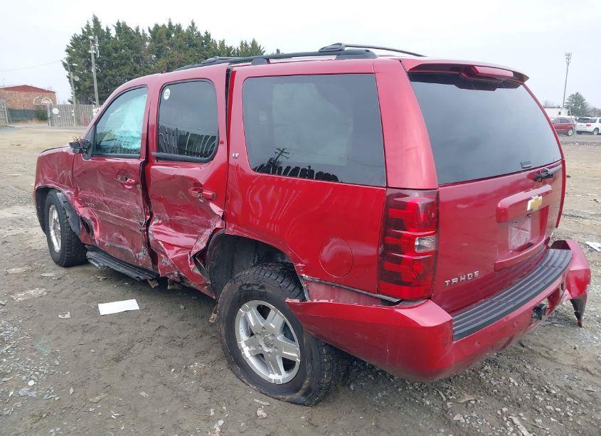 Photo 3 of 2013 Chevrolet Tahoe LT (VIN 1GNSKBE04DR174606)