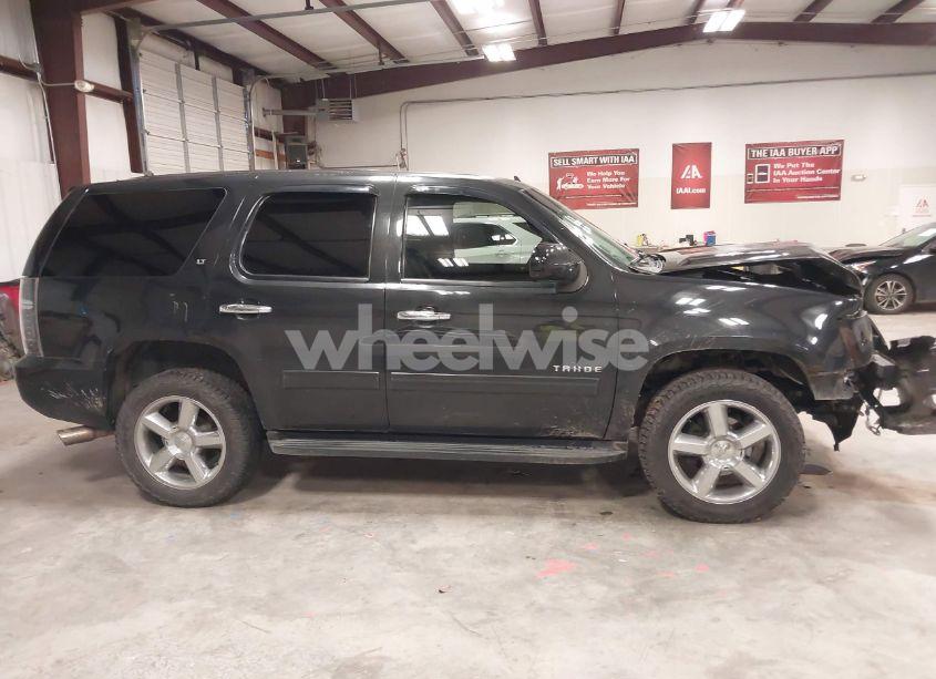 Photo 14 of 2013 Chevrolet Tahoe LT (VIN 1GNSKBE04DR306862)