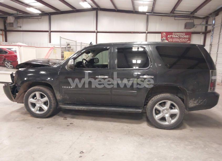 Photo 15 of 2013 Chevrolet Tahoe LT (VIN 1GNSKBE04DR306862)