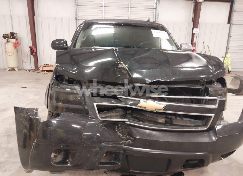 Photo 6 of 2013 Chevrolet Tahoe LT (VIN 1GNSKBE04DR306862)