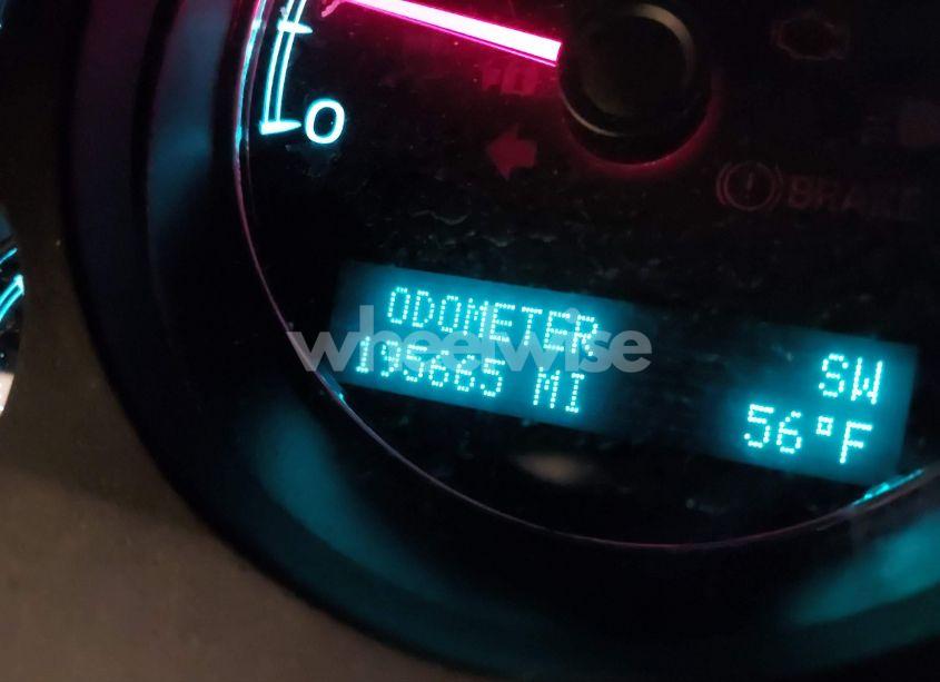 Photo 7 of 2013 Chevrolet Tahoe LT (VIN 1GNSKBE04DR306862)