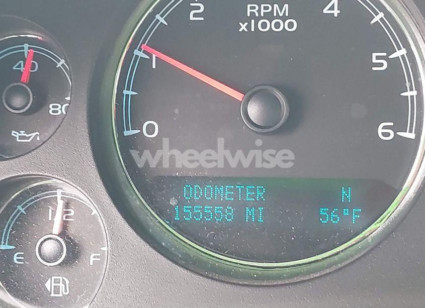 Photo 16 of 2013 Chevrolet Tahoe LT (VIN 1GNSKBE04DR323614)