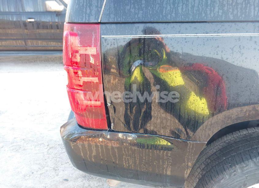 Photo 16 of 2011 Chevrolet Tahoe LT (VIN 1GNSKBE05BR188303)