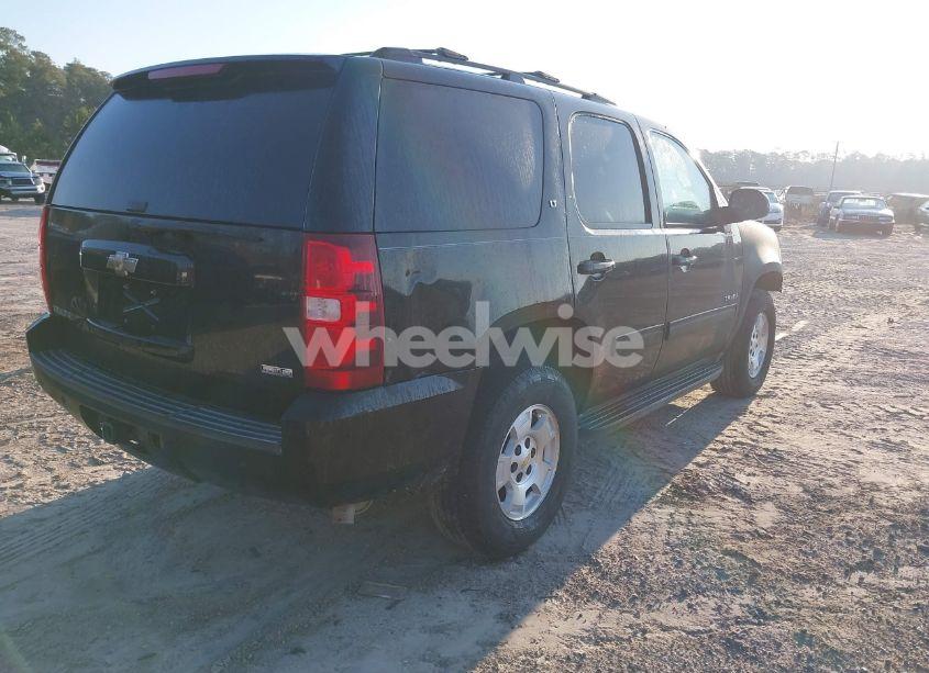 Photo 4 of 2011 Chevrolet Tahoe LT (VIN 1GNSKBE05BR188303)