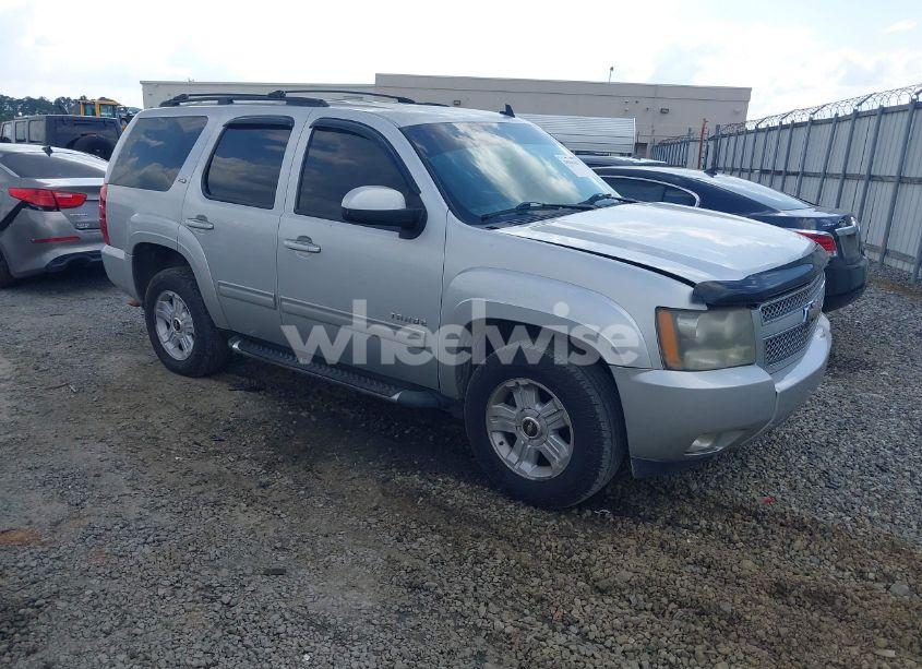 2011 Chevrolet Tahoe LT (VIN 1GNSKBE05BR221199) main photo