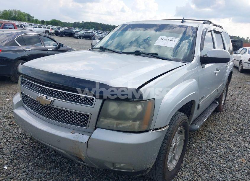 Photo 6 of 2011 Chevrolet Tahoe LT (VIN 1GNSKBE05BR221199)