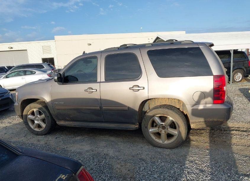 Photo 14 of 2011 Chevrolet Tahoe LT (VIN 1GNSKBE05BR278888)