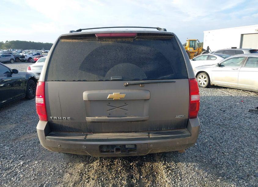 Photo 16 of 2011 Chevrolet Tahoe LT (VIN 1GNSKBE05BR278888)