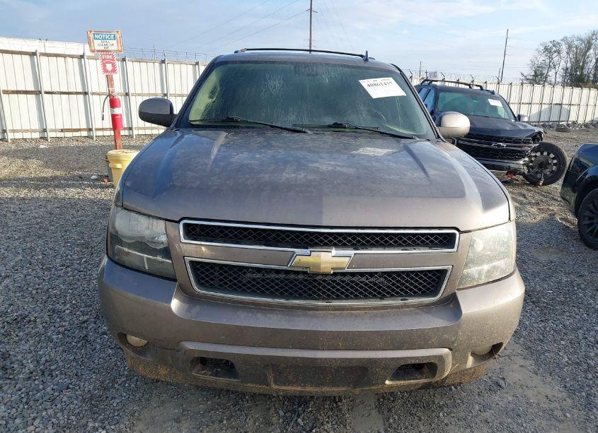 Photo 6 of 2011 Chevrolet Tahoe LT (VIN 1GNSKBE05BR278888)
