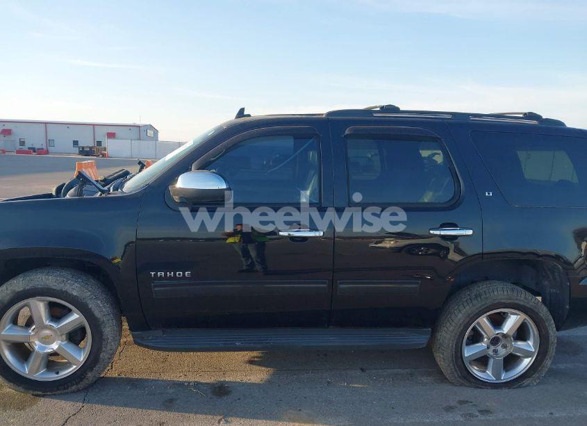 Photo 15 of 2013 Chevrolet Tahoe LT (VIN 1GNSKBE05DR158026)