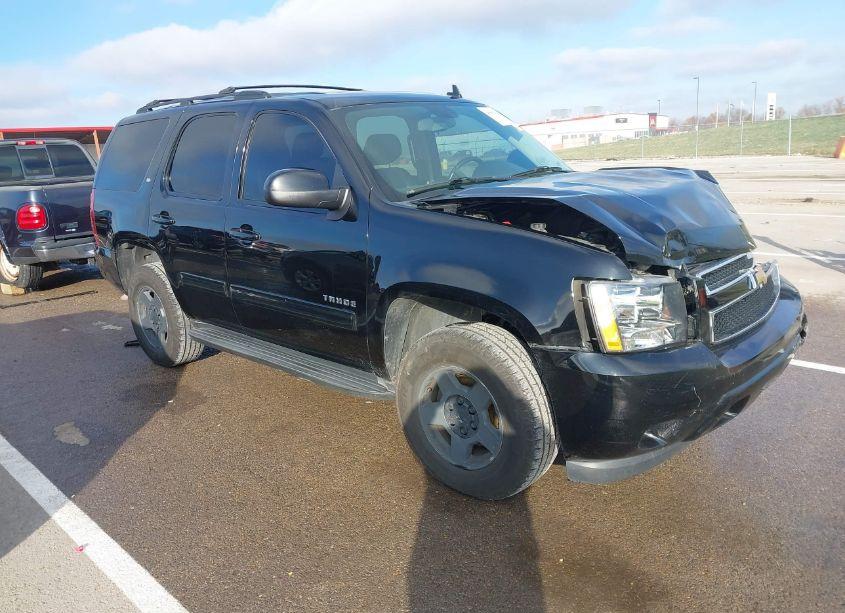 2013 Chevrolet Tahoe LT (VIN 1GNSKBE05DR234814) main photo