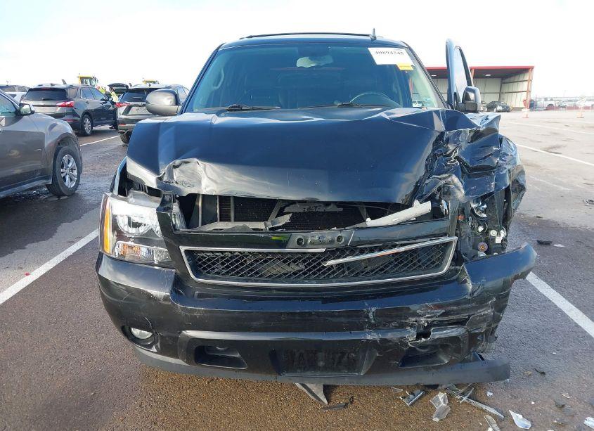 Photo 12 of 2013 Chevrolet Tahoe LT (VIN 1GNSKBE05DR234814)