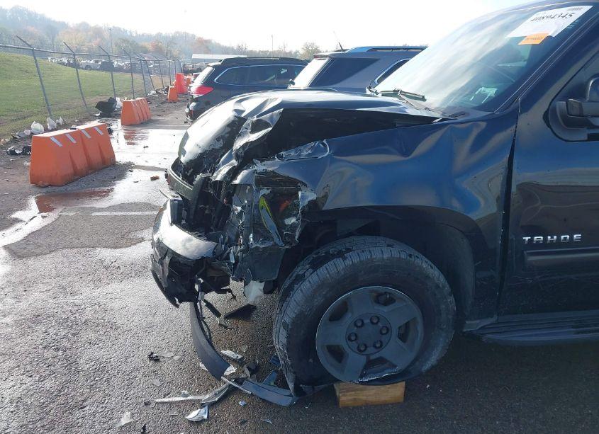 Photo 6 of 2013 Chevrolet Tahoe LT (VIN 1GNSKBE05DR234814)