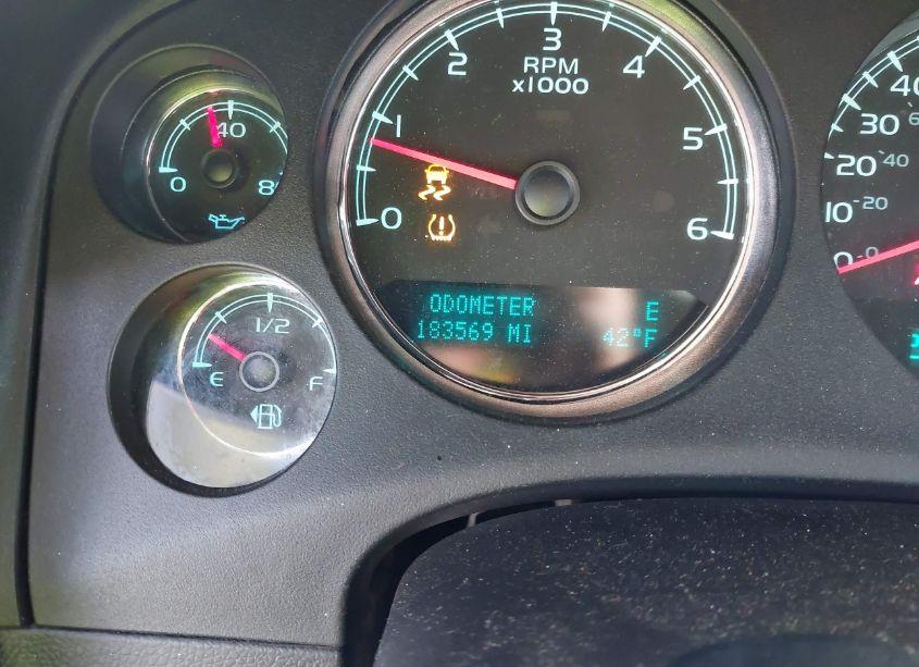 Photo 7 of 2013 Chevrolet Tahoe LT (VIN 1GNSKBE05DR234814)