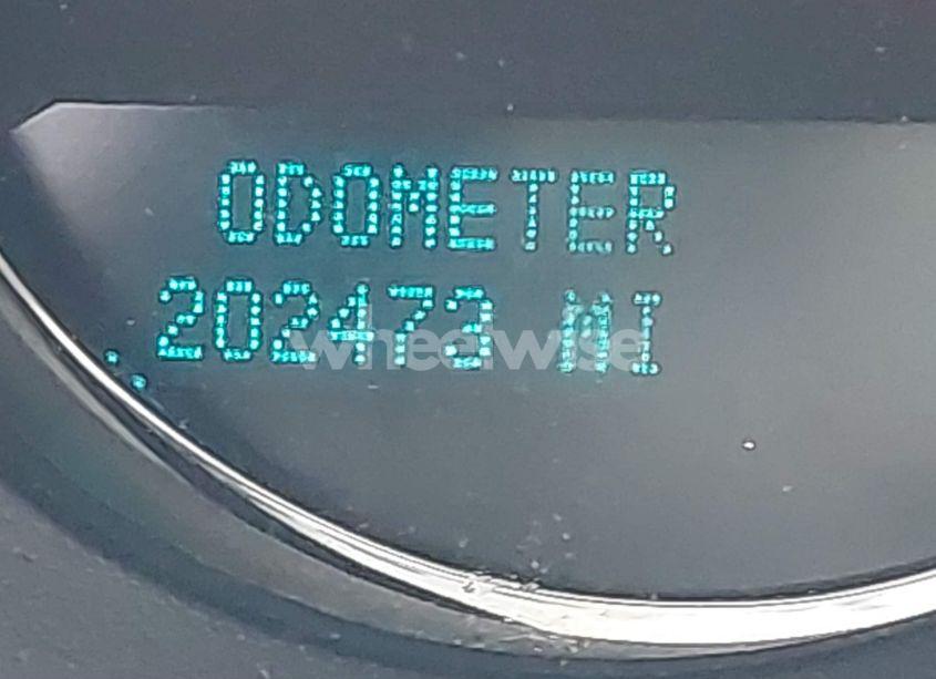 Photo 15 of 2013 Chevrolet Tahoe LT (VIN 1GNSKBE05DR334699)