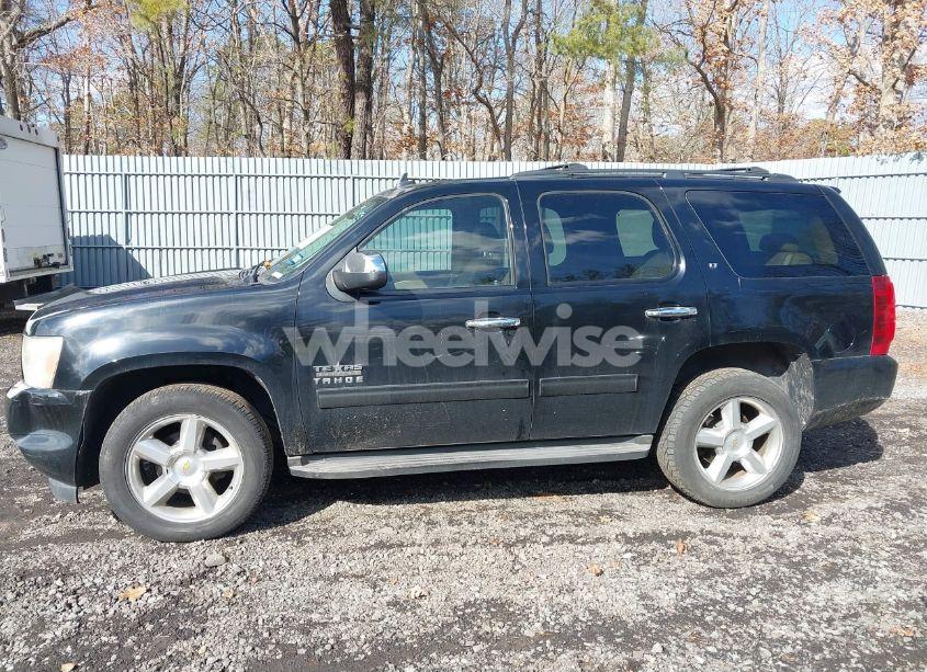 Photo 14 of 2011 Chevrolet Tahoe LT (VIN 1GNSKBE06BR264451)