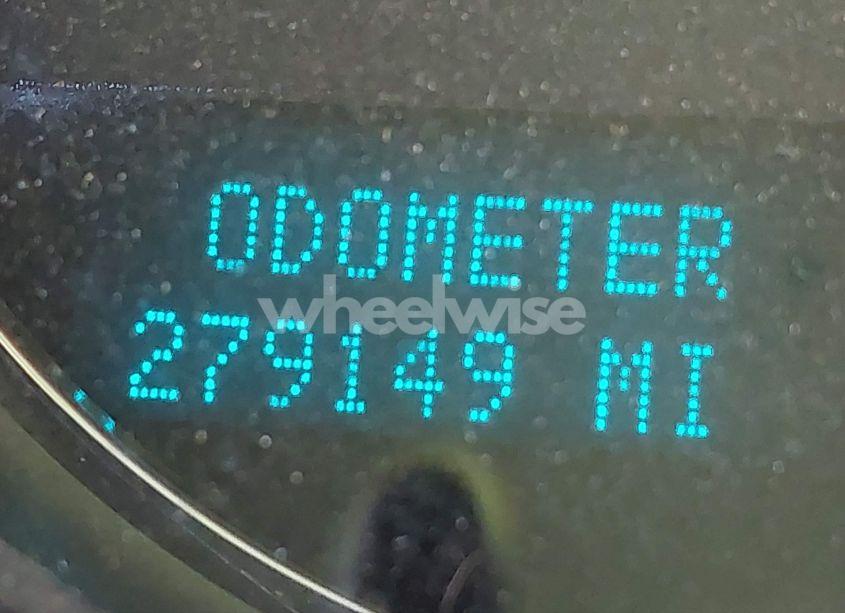 Photo 15 of 2011 Chevrolet Tahoe LT (VIN 1GNSKBE06BR264451)