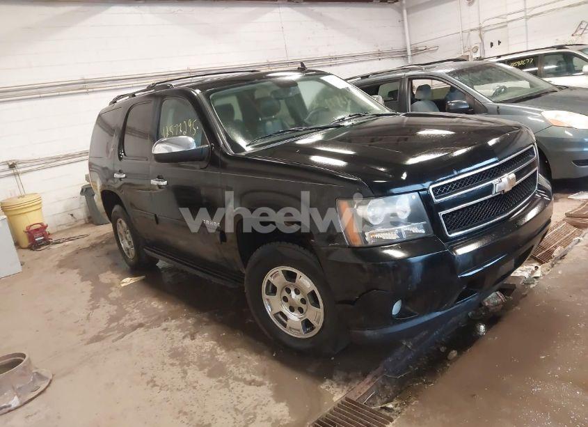 2011 Chevrolet Tahoe LT (VIN 1GNSKBE06BR303636) main photo