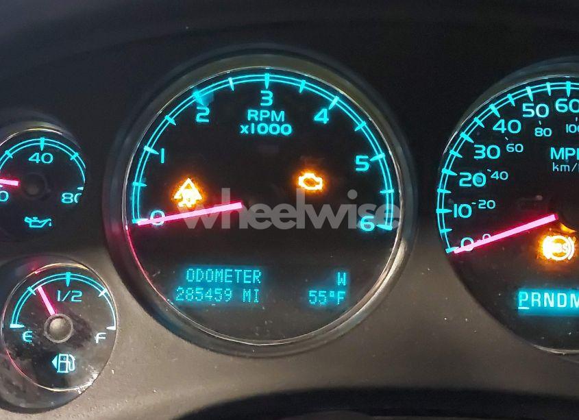 Photo 15 of 2011 Chevrolet Tahoe LT (VIN 1GNSKBE06BR303636)