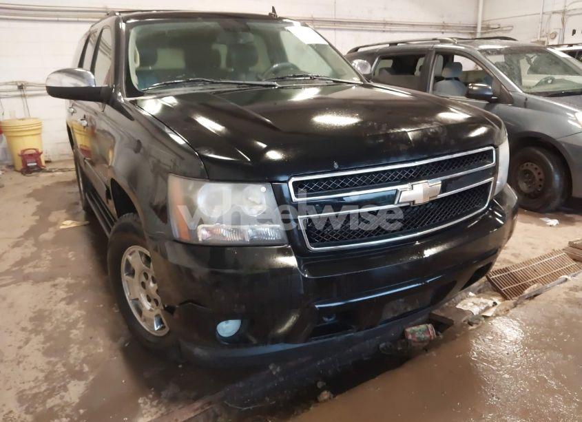 Photo 6 of 2011 Chevrolet Tahoe LT (VIN 1GNSKBE06BR303636)