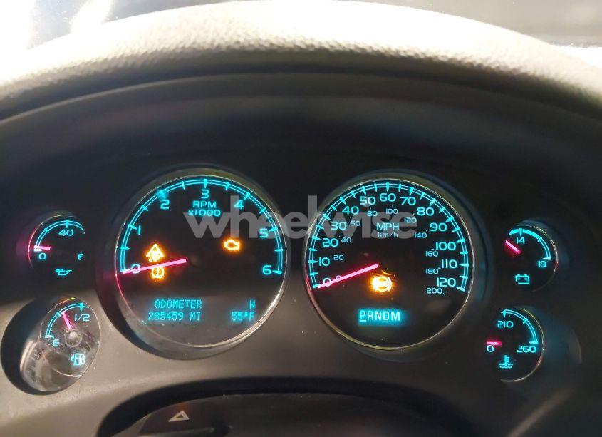 Photo 7 of 2011 Chevrolet Tahoe LT (VIN 1GNSKBE06BR303636)