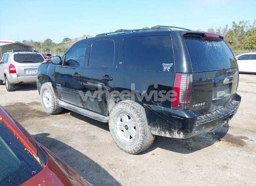 Photo 3 of 2011 Chevrolet Tahoe LT (VIN 1GNSKBE06BR370947)