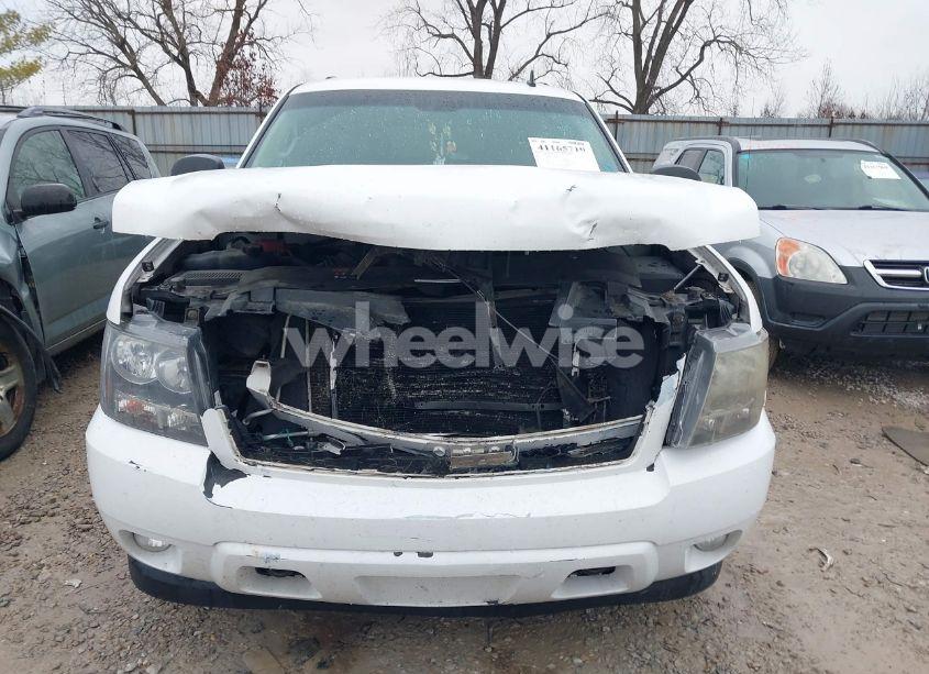 Photo 12 of 2012 Chevrolet Tahoe LT (VIN 1GNSKBE06CR123574)