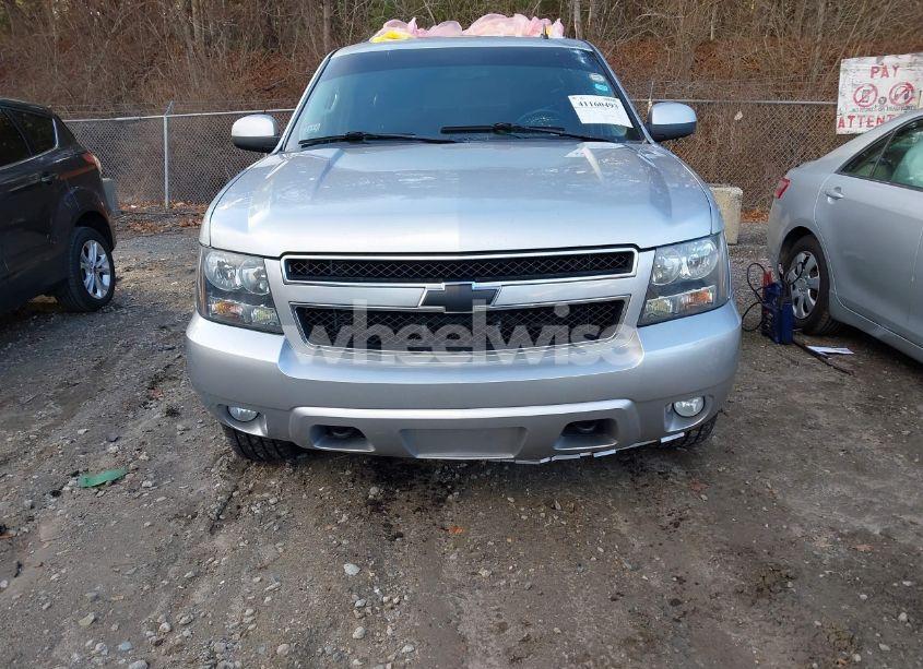 Photo 12 of 2012 Chevrolet Tahoe LT (VIN 1GNSKBE06CR212349)