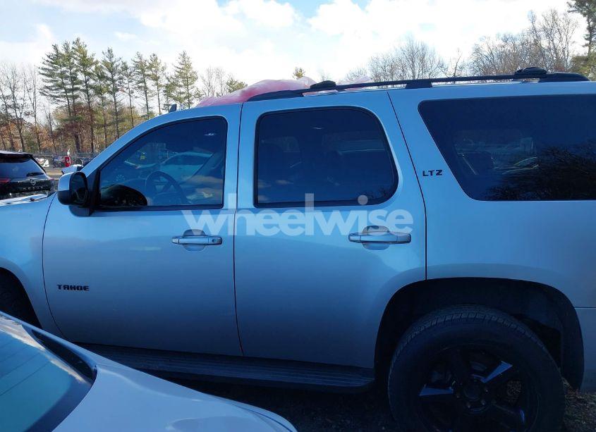 Photo 14 of 2012 Chevrolet Tahoe LT (VIN 1GNSKBE06CR212349)