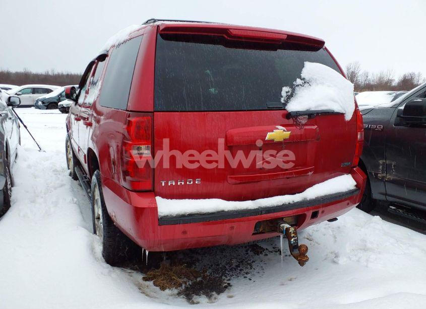 Photo 3 of 2012 Chevrolet Tahoe LT (VIN 1GNSKBE06CR252270)