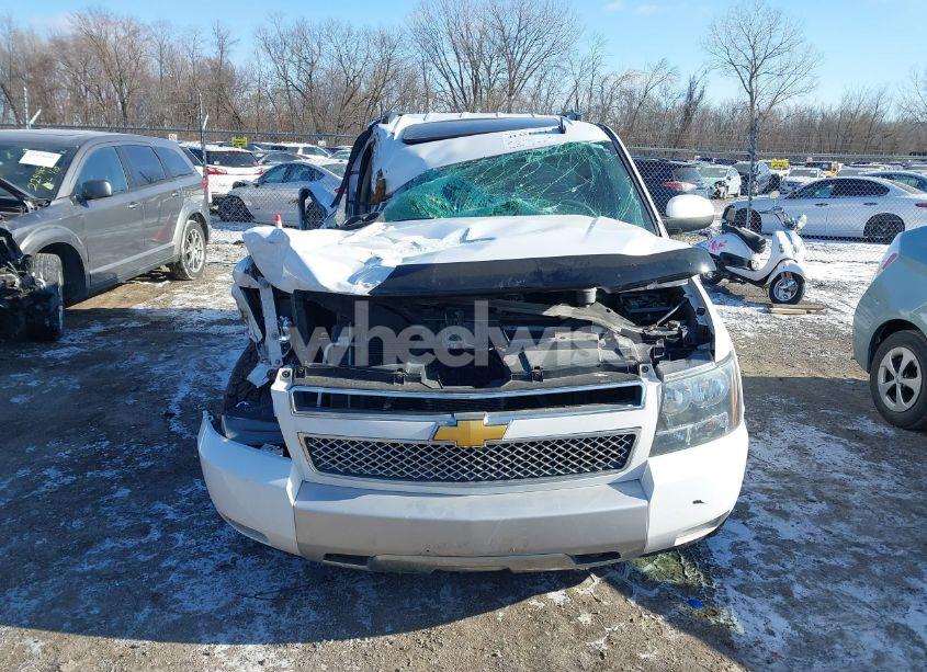 Photo 12 of 2012 Chevrolet Tahoe LT (VIN 1GNSKBE06CR262782)