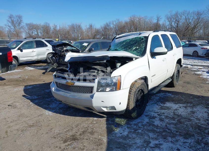 Photo 2 of 2012 Chevrolet Tahoe LT (VIN 1GNSKBE06CR262782)