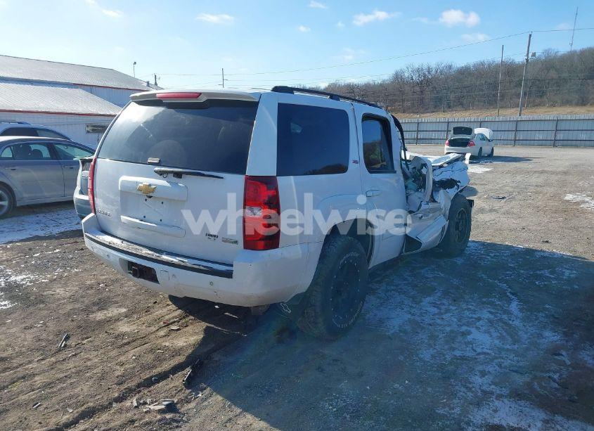 Photo 4 of 2012 Chevrolet Tahoe LT (VIN 1GNSKBE06CR262782)