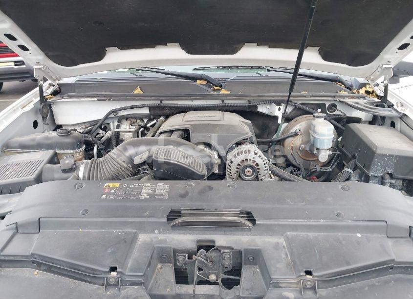 Photo 10 of 2012 Chevrolet Tahoe LT (VIN 1GNSKBE06CR299900)