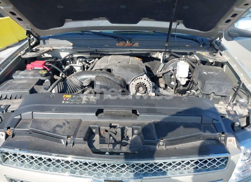 Photo 10 of 2013 Chevrolet Tahoe LT (VIN 1GNSKBE06DR127366)