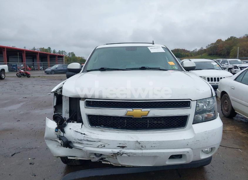 Photo 12 of 2013 Chevrolet Tahoe LT (VIN 1GNSKBE06DR239827)