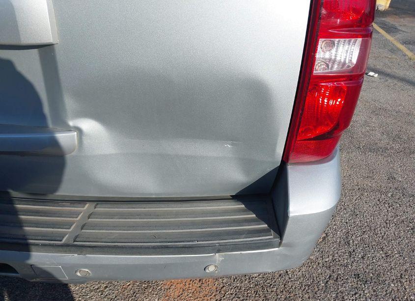 Photo 6 of 2013 Chevrolet Tahoe LT (VIN 1GNSKBE06DR248608)