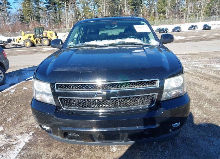 Photo 13 of 2011 Chevrolet Tahoe LT (VIN 1GNSKBE07BR227831)