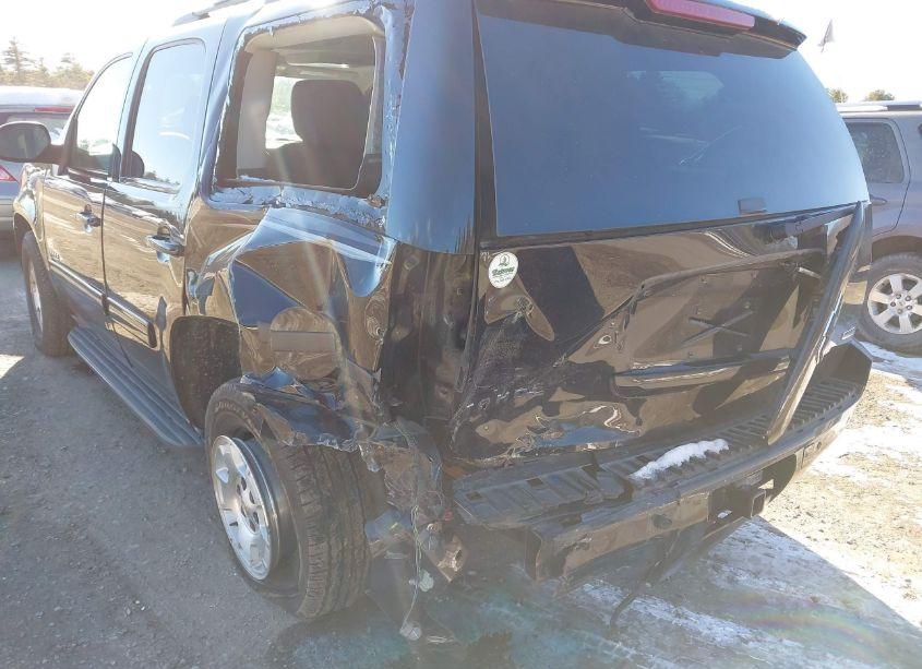 Photo 6 of 2011 Chevrolet Tahoe LT (VIN 1GNSKBE07BR227831)