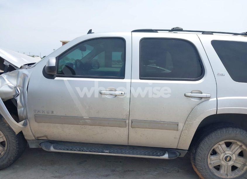 Photo 14 of 2011 Chevrolet Tahoe LT (VIN 1GNSKBE07BR271330)