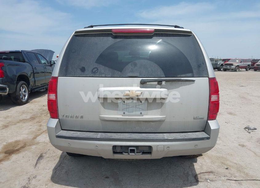 Photo 16 of 2011 Chevrolet Tahoe LT (VIN 1GNSKBE07BR271330)