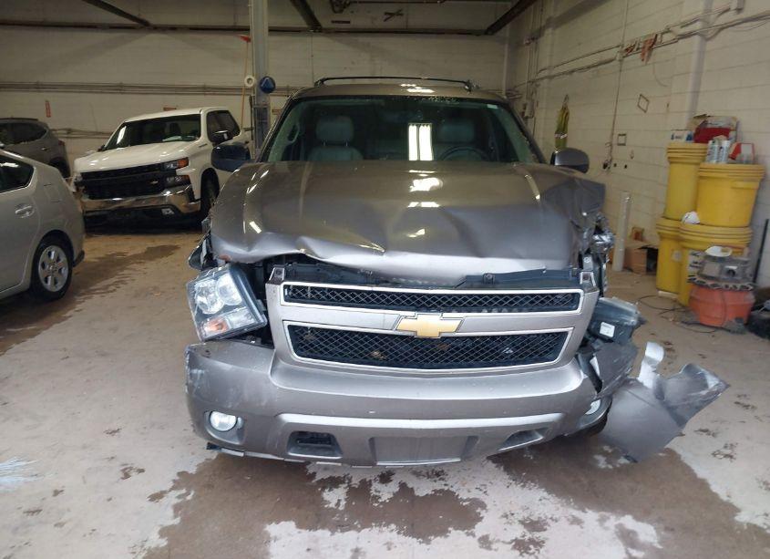 Photo 12 of 2012 Chevrolet Tahoe LT (VIN 1GNSKBE07CR183640)