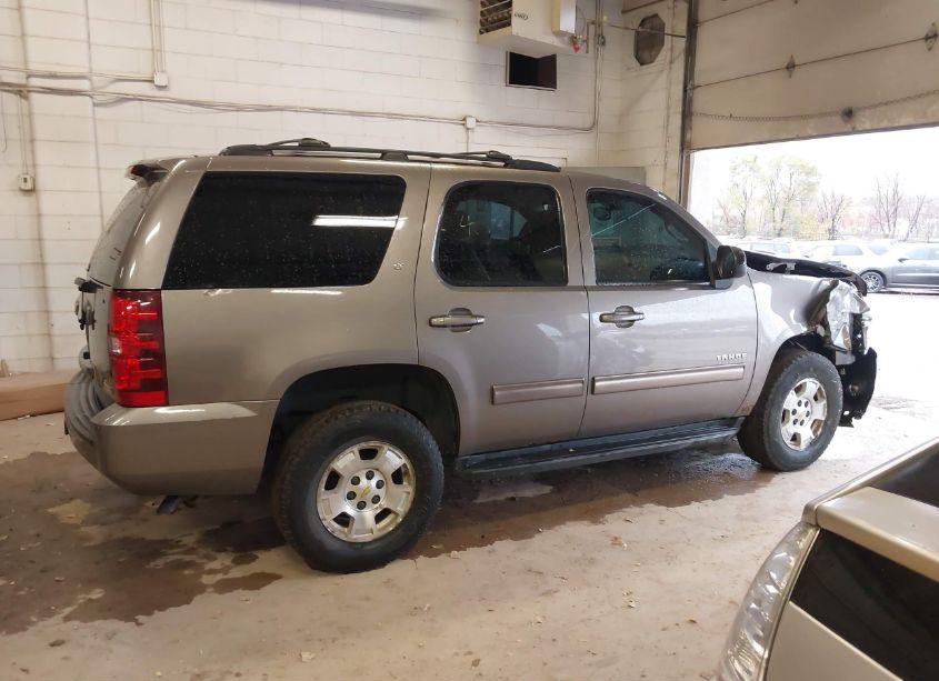 Photo 13 of 2012 Chevrolet Tahoe LT (VIN 1GNSKBE07CR183640)
