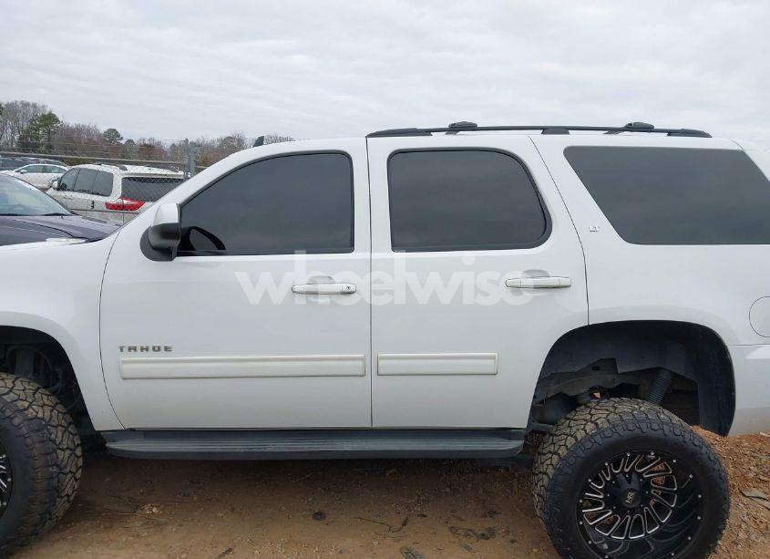 Photo 14 of 2013 Chevrolet Tahoe LT (VIN 1GNSKBE07DR200681)