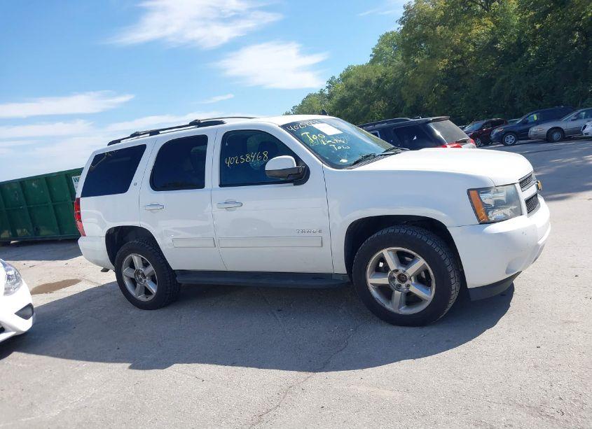 Photo 13 of 2013 Chevrolet Tahoe LT (VIN 1GNSKBE07DR316253)